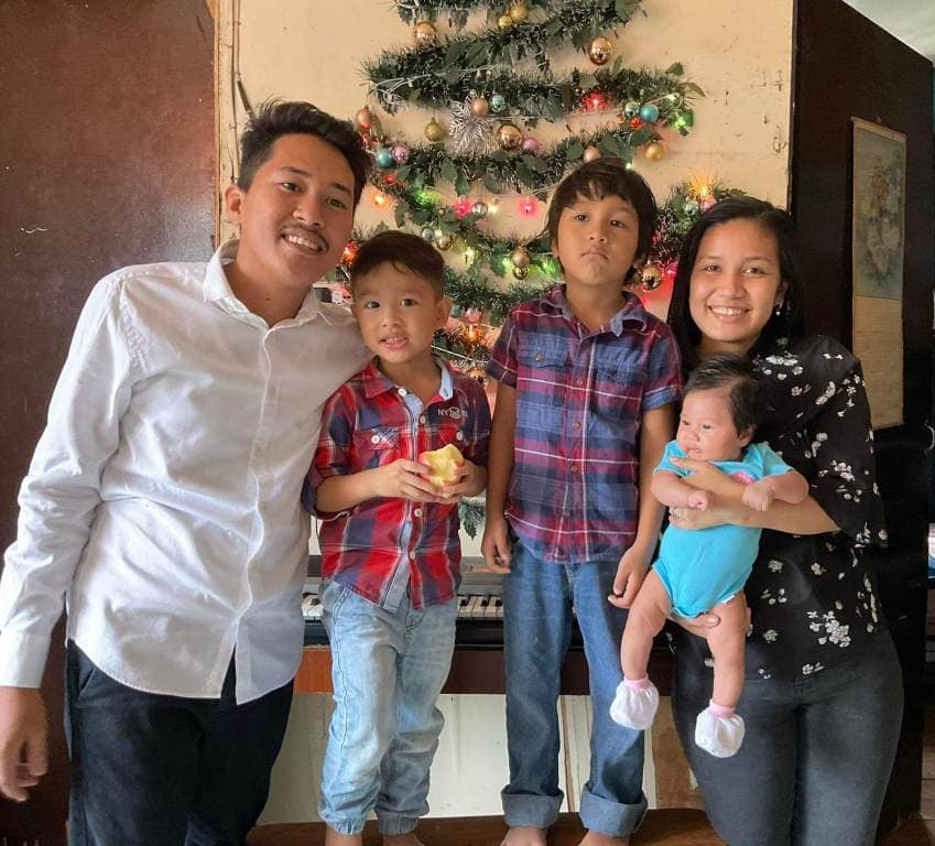 carbonell family – YWAM Antipolo Philippines